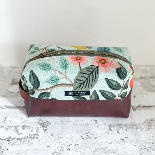 Boxy Pouch