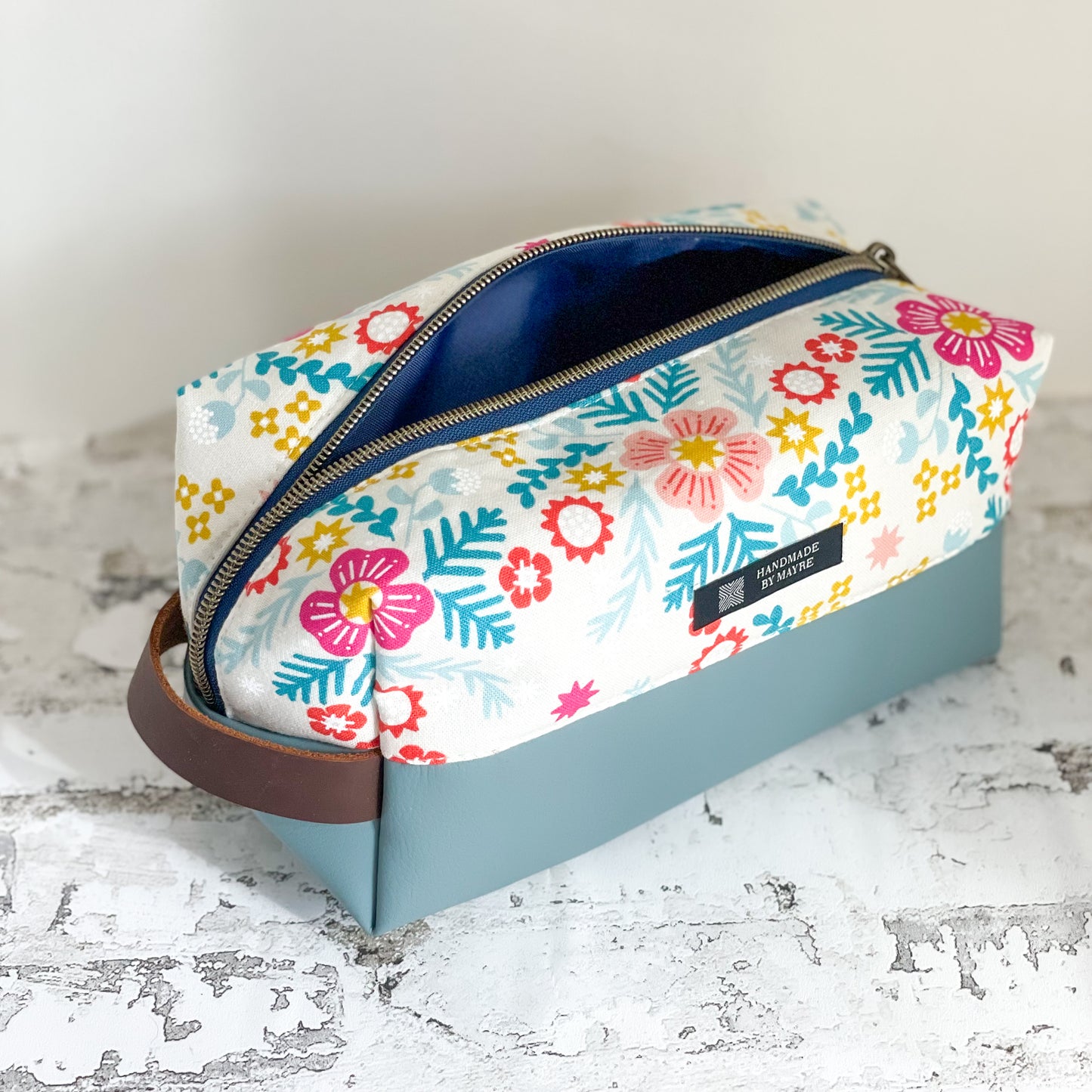Boxy Pouch