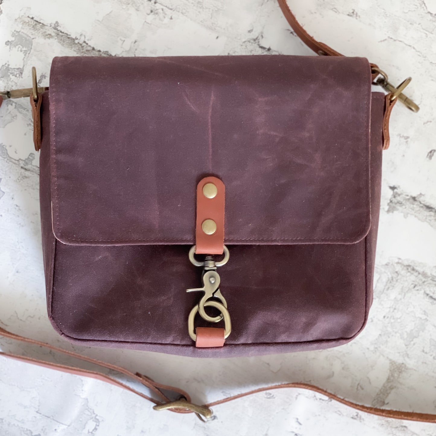 Classic Crossbody