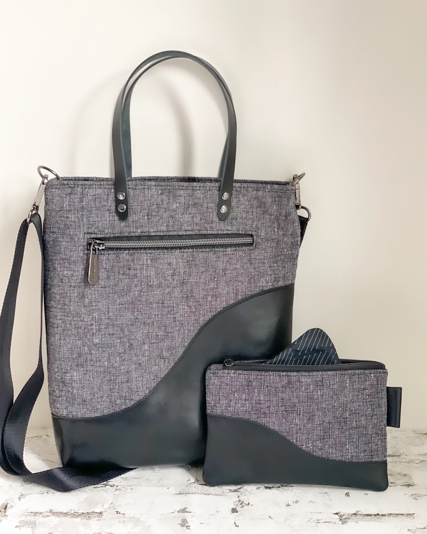 Minimalist Curve Crossbody Tote