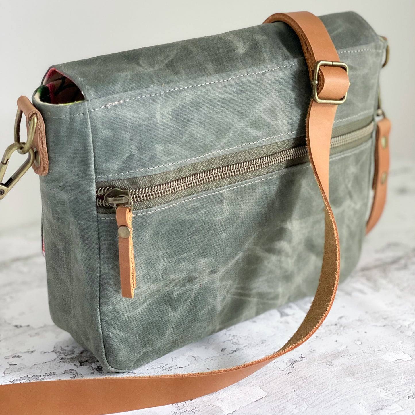 Classic Crossbody