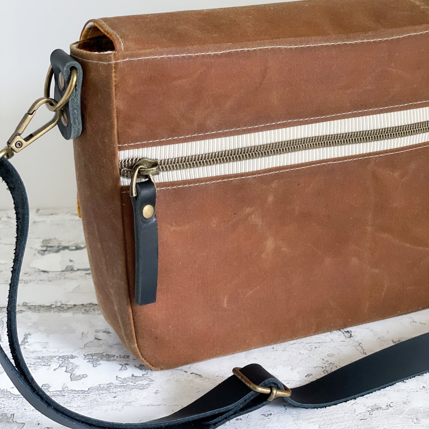 Classic Crossbody