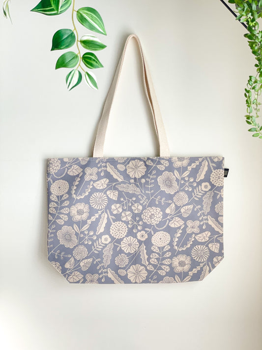 Essential Canvas Tote Bag