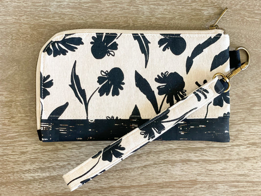 Minimalist Wristlet