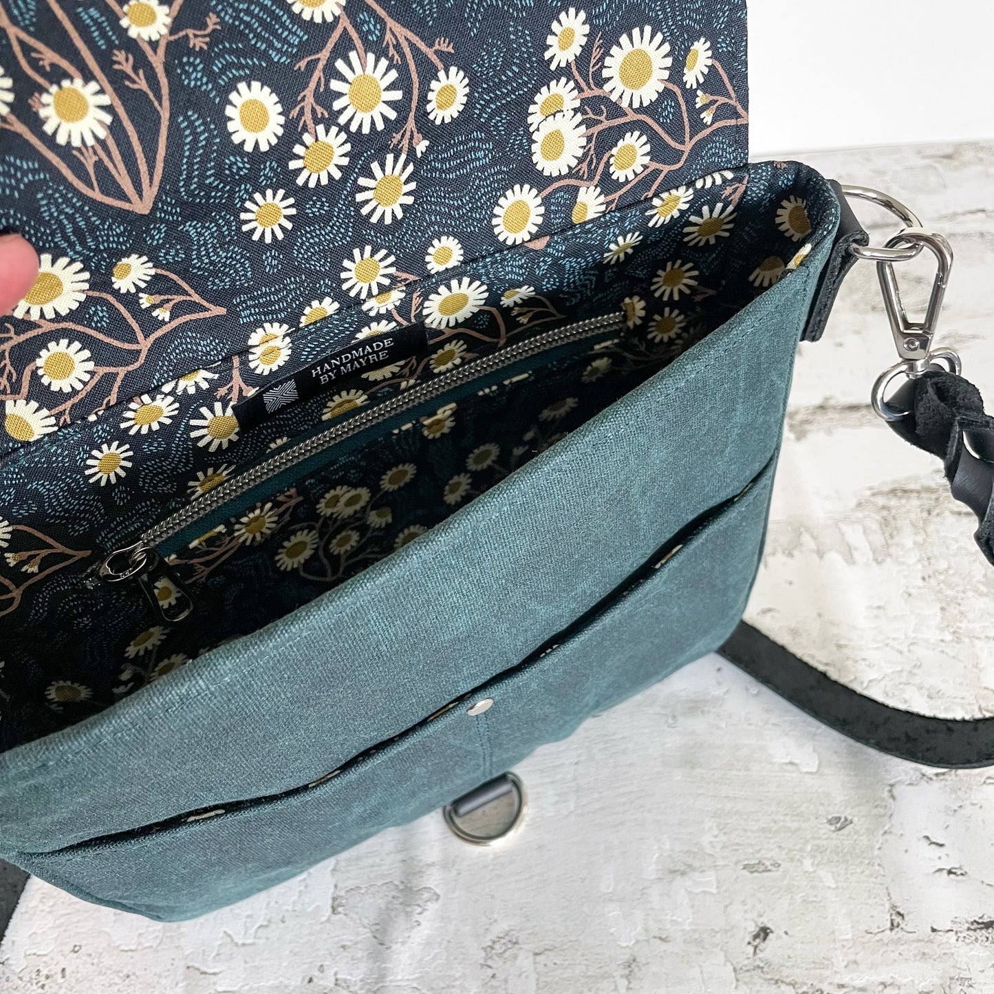 Classic Crossbody
