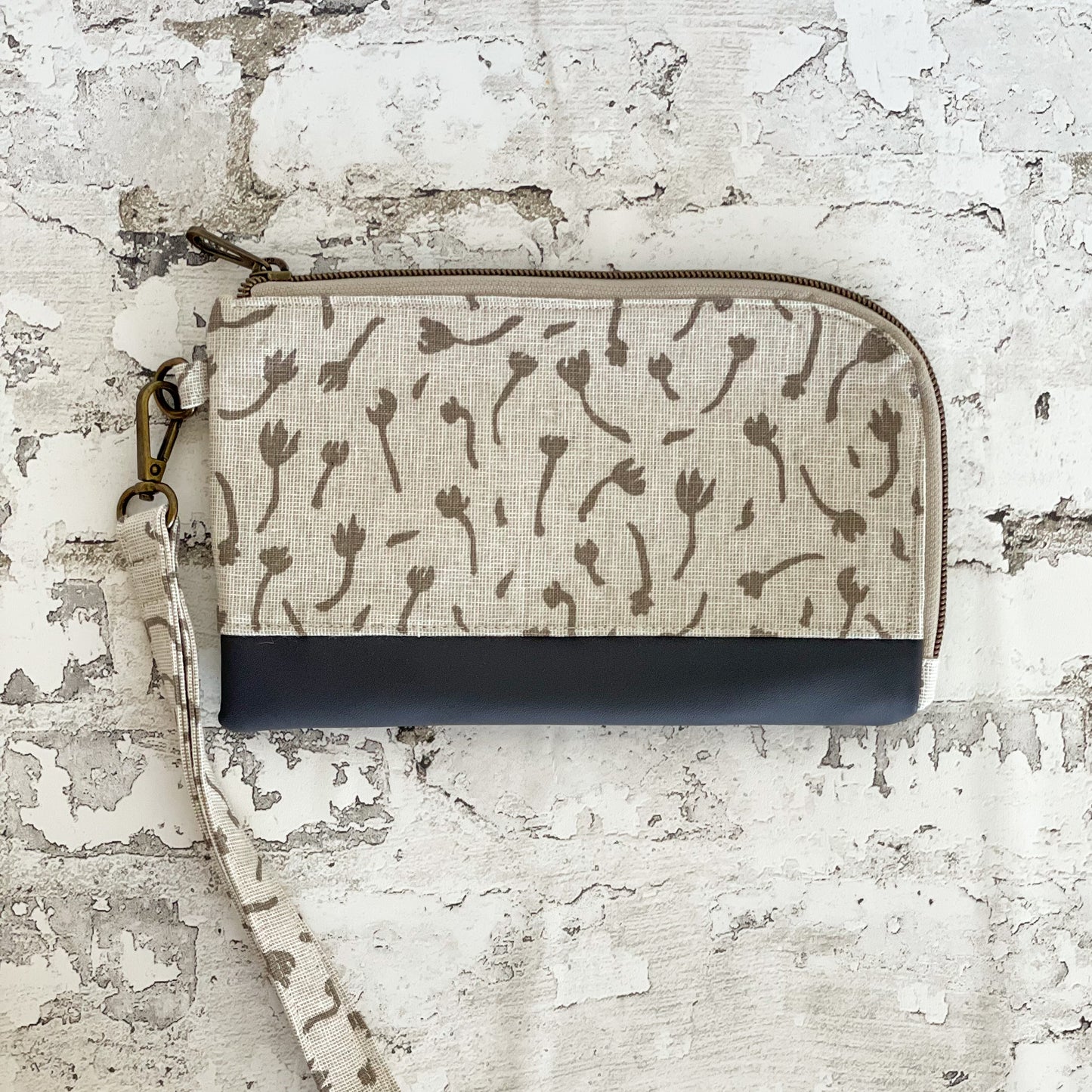 Wristlet