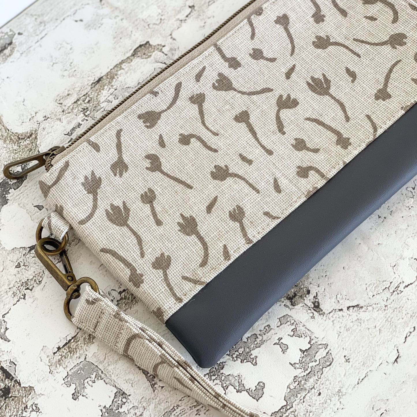 Wristlet