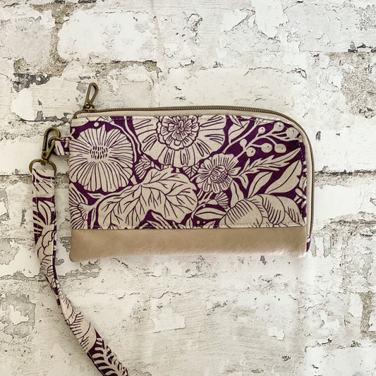 Wristlet