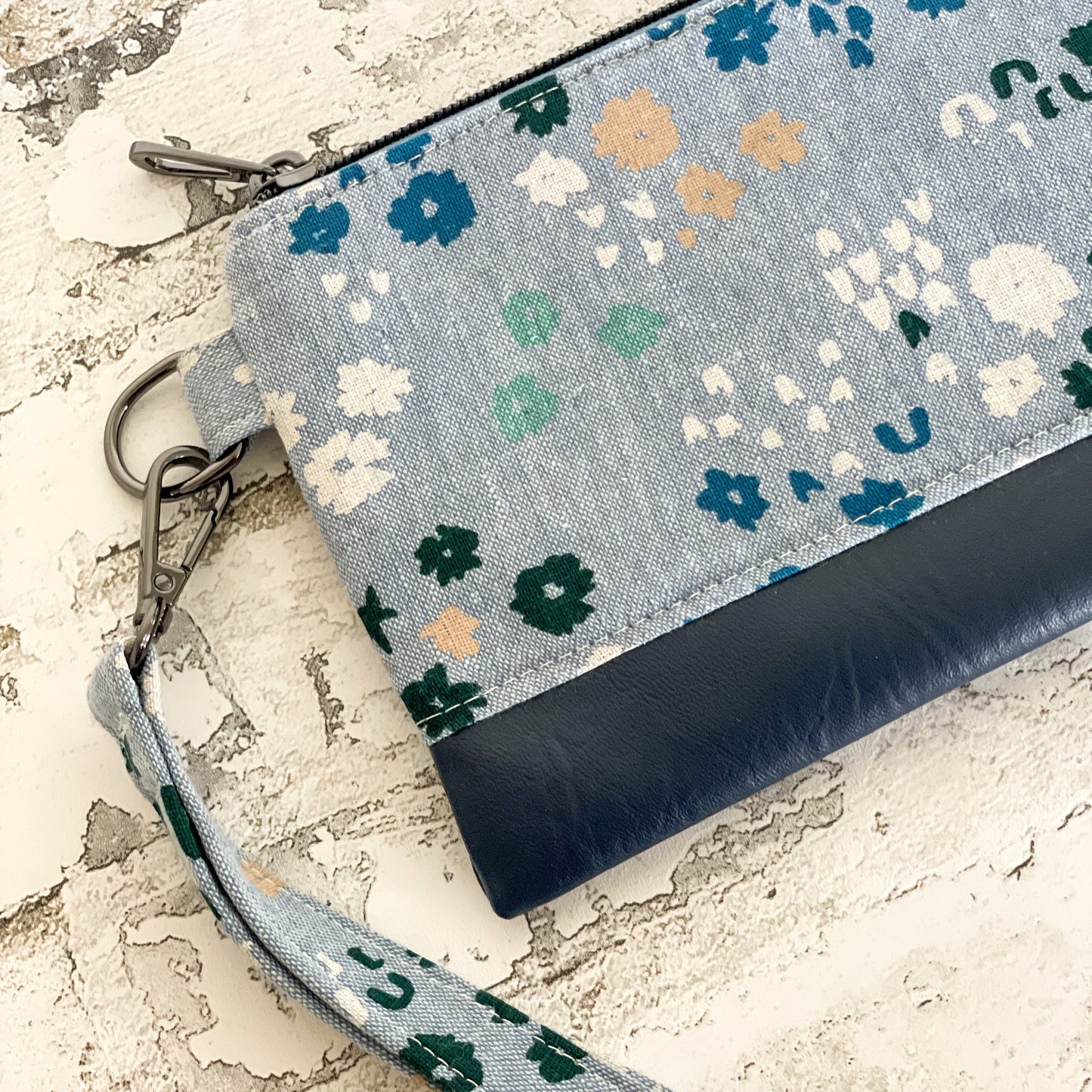 Wristlet