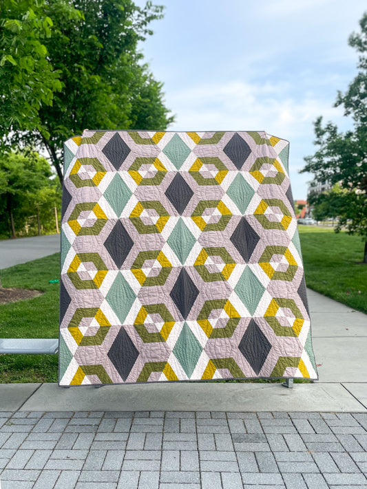 Heirloom Quilt in Modern Hex