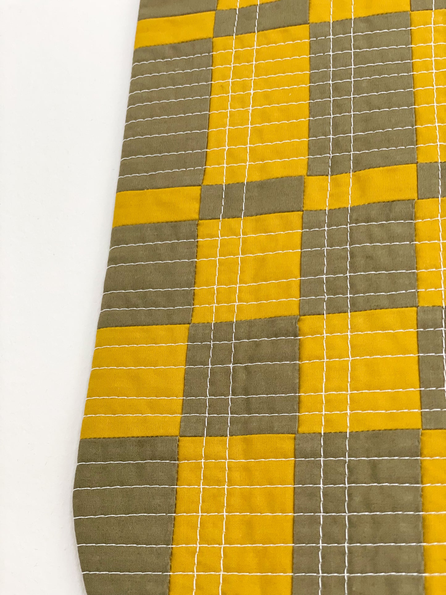 Check Wall Quilt Olive 3
