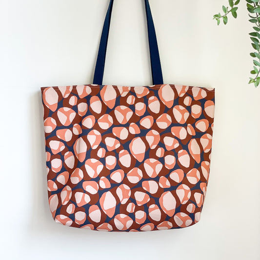 Reversible canvas tote_pebbles exterior